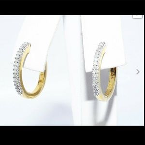 CLOSEOUT / Petite Diamond Hoops NEW